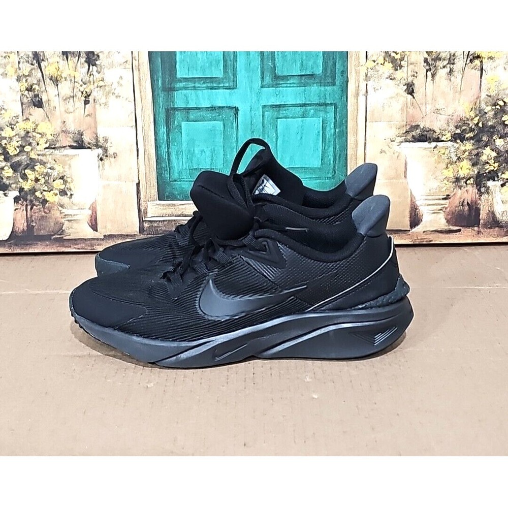 Nike Star Runner 4 NN Black Athletic Shoes Gym Running DX7615 002 Size 6.5Y Boy